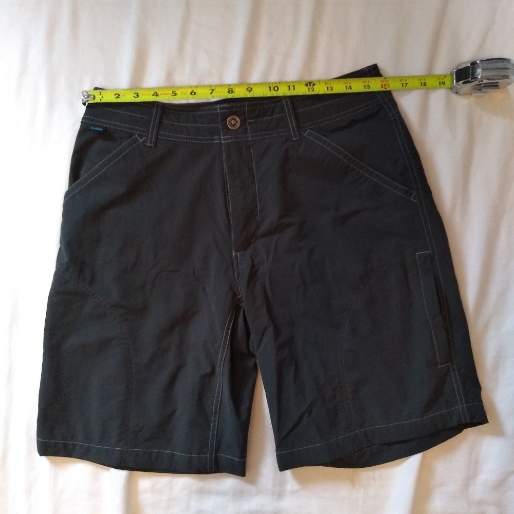 Mens kuhl charcoal black shorts size 33
